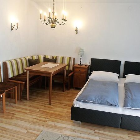 Haus Stratton Lägenhet Innsbruck Exteriör bild